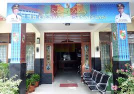 KANTOR CAMAT SENAPELAN KOTA PEKNBARU