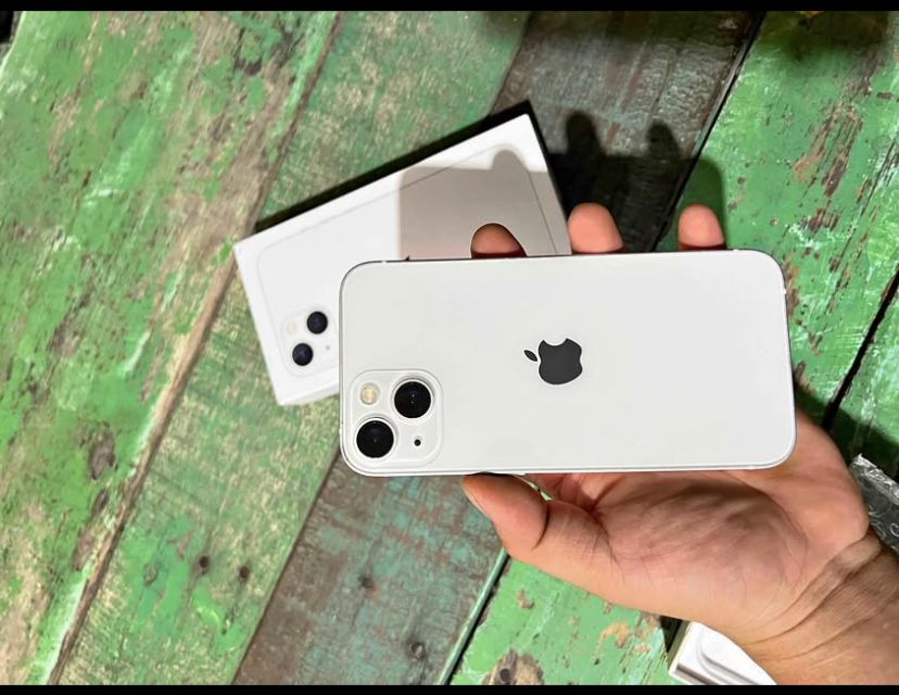 DIJUAL IPHONE 13 128 GB ALL OPERATOR - PEKANBARU